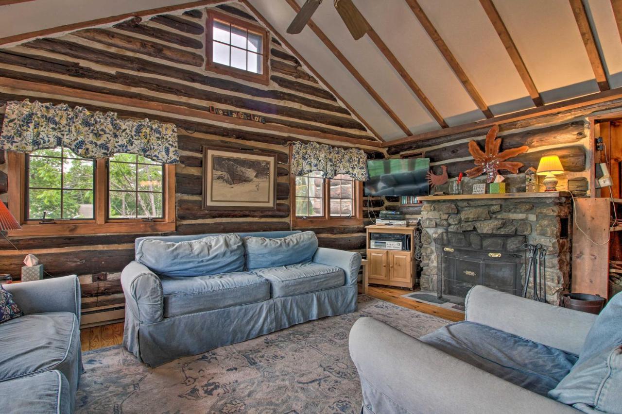 Waterfront Lake George Cabin Walk To Water Εξωτερικό φωτογραφία