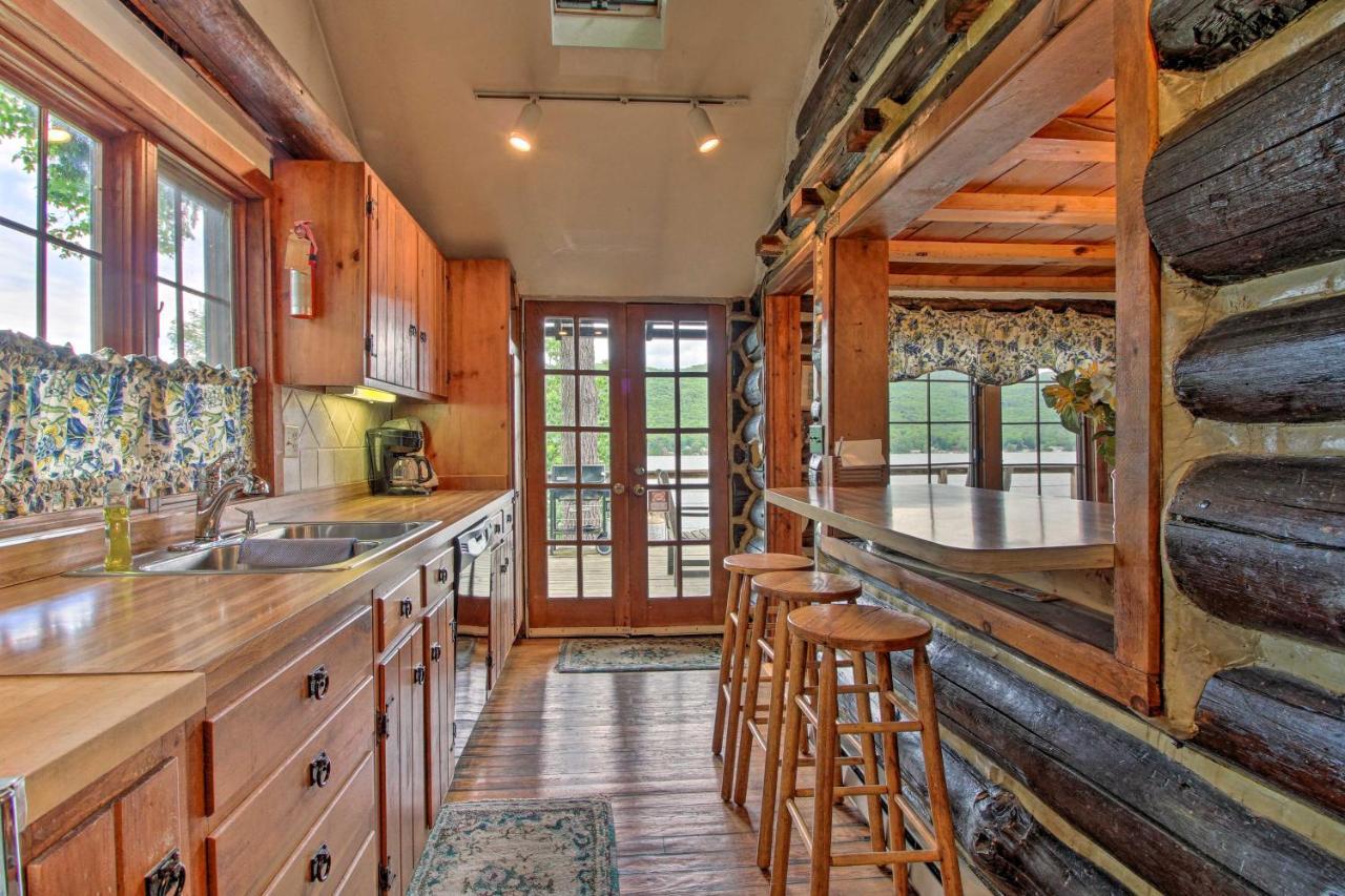 Waterfront Lake George Cabin Walk To Water Εξωτερικό φωτογραφία
